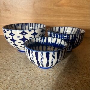 West Elm Set of 3 Indigo Blue Tie Dye Nesting Bowls